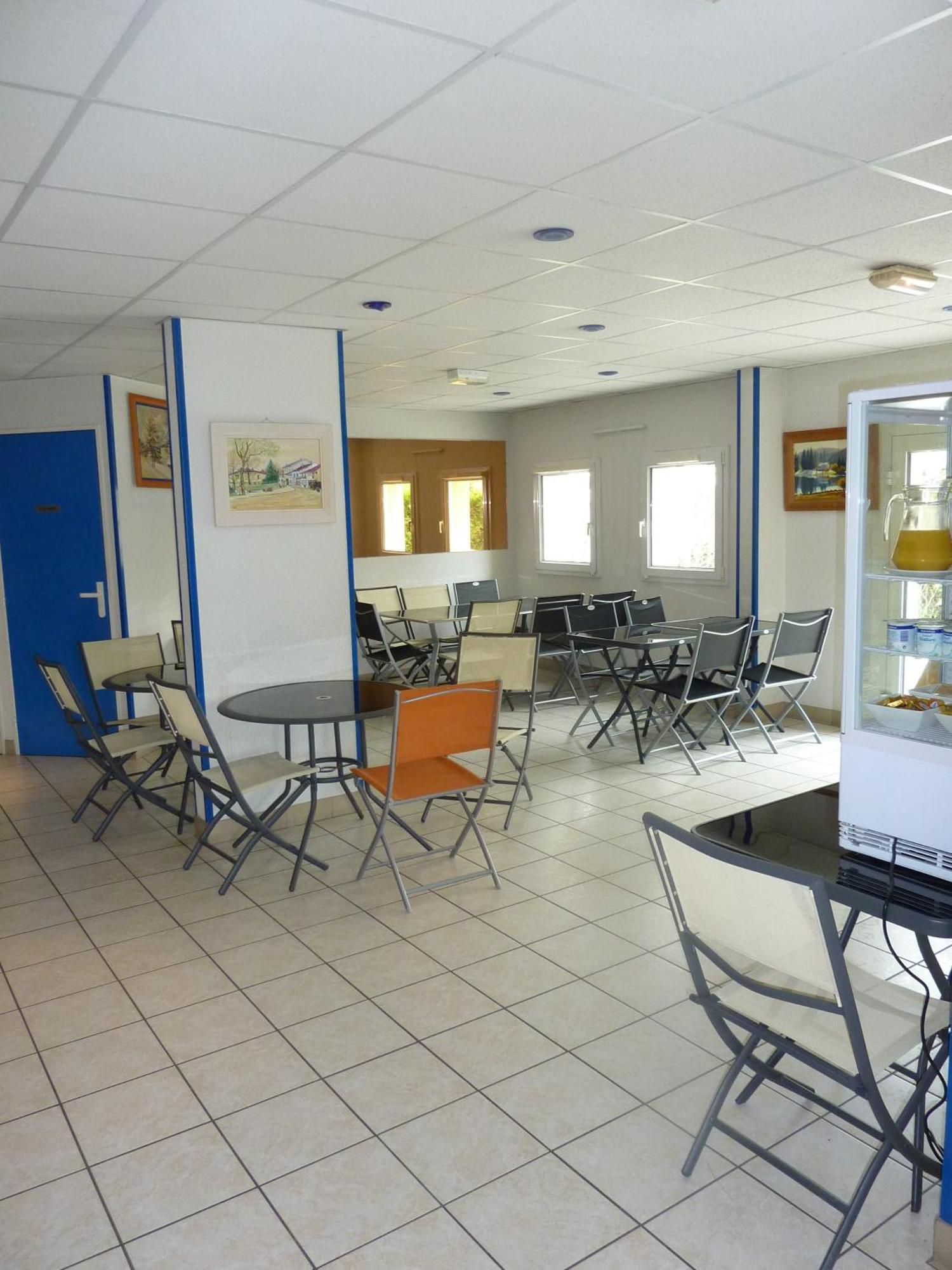 Lac'Hotel France Montréal La Cluse Eksteriør billede